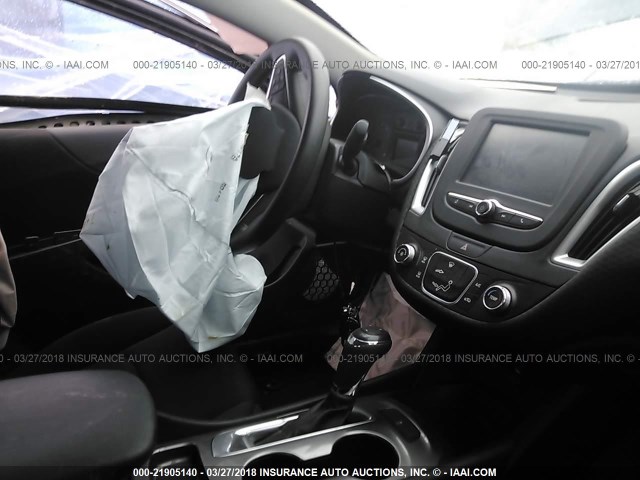 1G1ZB5ST9HF208692 - 2017 CHEVROLET MALIBU LS შავი ფოტო 5