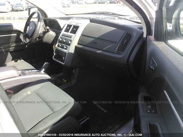 3D4PH5FV4AT265406 - 2010 DODGE JOURNEY SXT SILVER photo 5