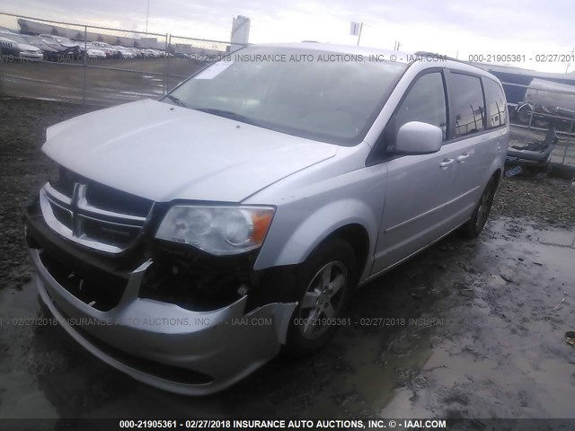 2D4RN3DG2BR728920 - 2011 DODGE GRAND CARAVAN MAINSTREET SILVER photo 2