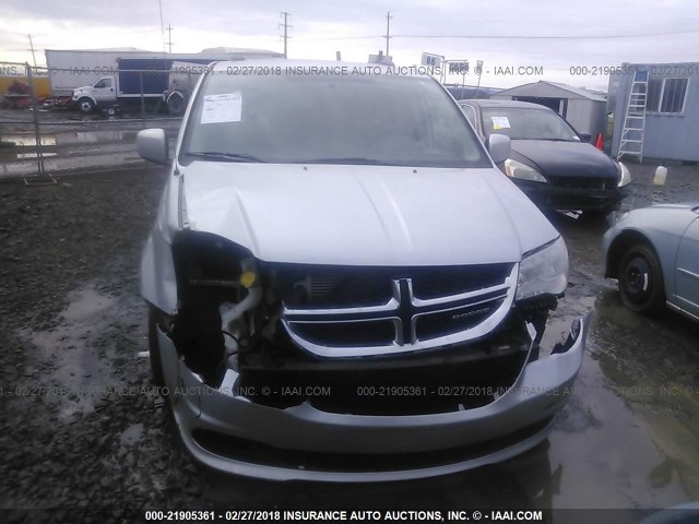 2D4RN3DG2BR728920 - 2011 DODGE GRAND CARAVAN MAINSTREET SILVER photo 6