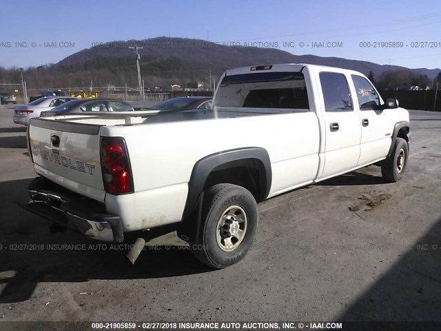 1GCHC33U67F149529 - 2007 CHEVROLET SILVERADO C3500 WHITE photo 4