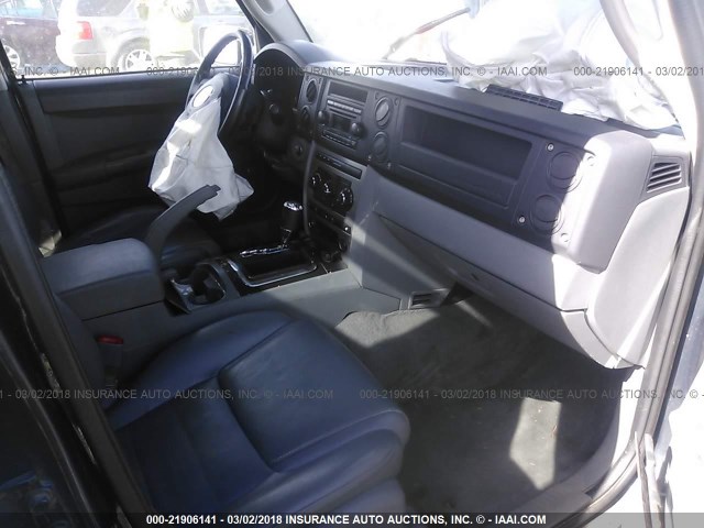 1J8HG48K67C636869 - 2007 JEEP COMMANDER Dark Blue photo 5