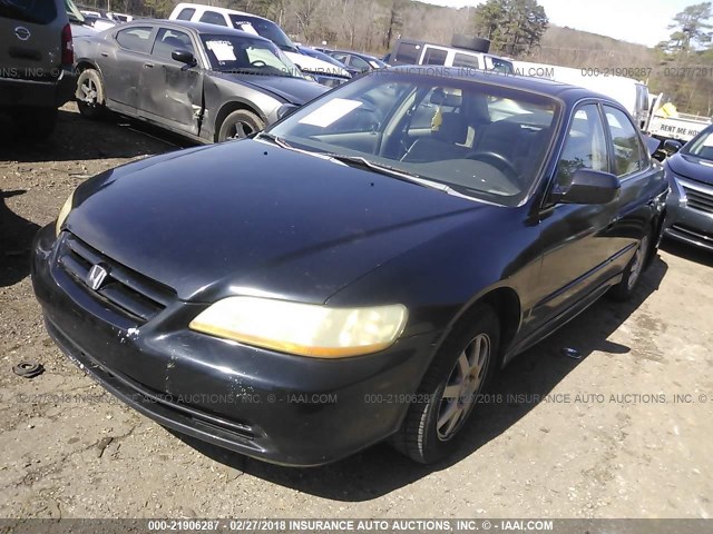 1HGCG56732A037388 - 2002 HONDA ACCORD SE BLUE photo 2