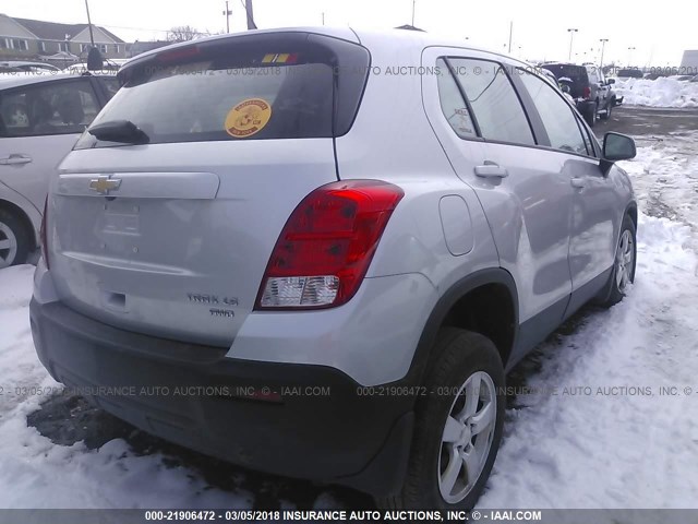 KL7CJNSB0GB598057 - 2016 CHEVROLET TRAX LS GRAY photo 4