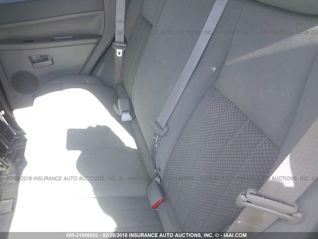 1J4HR48N75C597406 - 2005 JEEP GRAND CHEROKEE LAREDO/COLUMBIA/FREEDOM 银色 照片 8