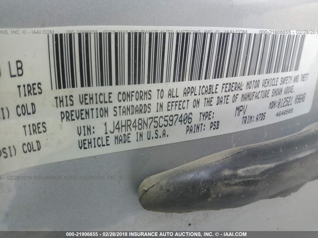 1J4HR48N75C597406 - 2005 JEEP GRAND CHEROKEE LAREDO/COLUMBIA/FREEDOM 银色 照片 9