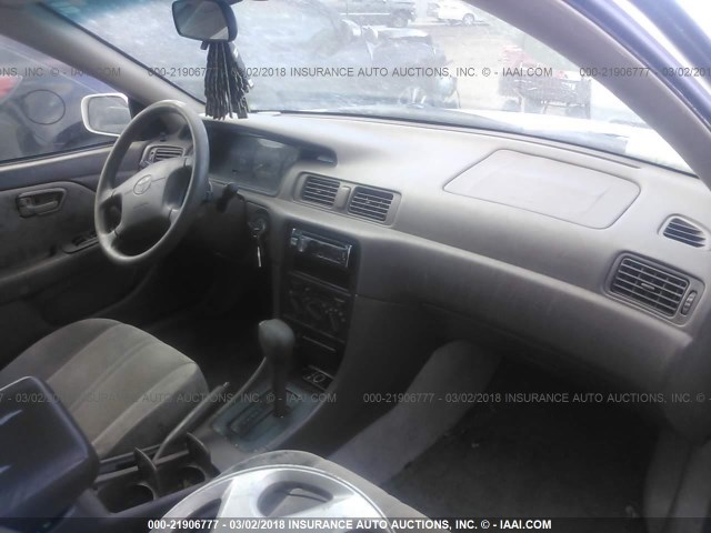 4T1BF22K5VU914760 - 1997 TOYOTA CAMRY CE/LE/XLE 白色 照片 5