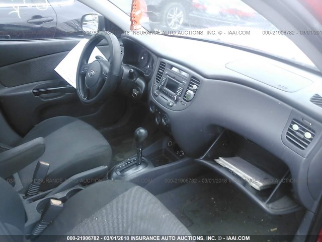 KNADH4A37A6659909 - 2010 KIA RIO LX/SX RED photo 5