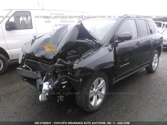 1C4NJCEA6FD328322 - 2015 JEEP COMPASS LATITUDE შავი ფოტო 2
