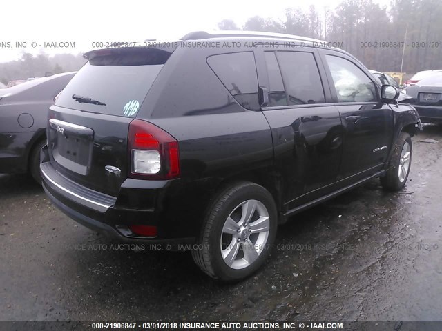 1C4NJCEA6FD328322 - 2015 JEEP COMPASS LATITUDE შავი ფოტო 4