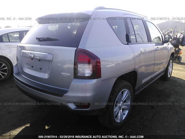 1C4NJDEB5ED858858 - 2014 JEEP COMPASS LATITUDE 银色 照片 4