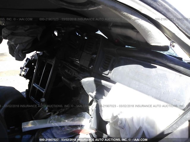 1GCHC23G21F100825 - 2001 CHEVROLET SILVERADO C2500 HEAVY DUTY GOLD photo 5