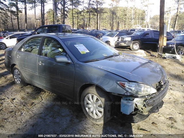 4T1BE30K85U519726 - 2005 TOYOTA CAMRY LE/XLE/SE GRAY photo 1