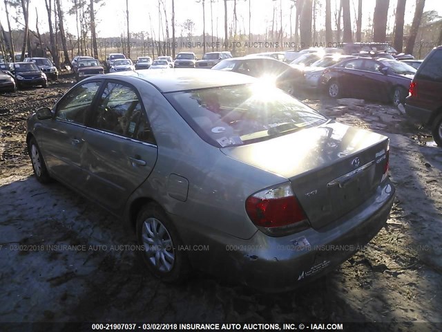 4T1BE30K85U519726 - 2005 TOYOTA CAMRY LE/XLE/SE GRAY photo 3