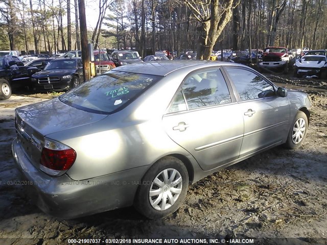 4T1BE30K85U519726 - 2005 TOYOTA CAMRY LE/XLE/SE GRAY photo 4