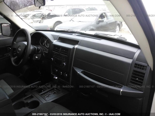 1J4PN2GK9AW148918 - 2010 JEEP LIBERTY SPORT 白色 照片 5