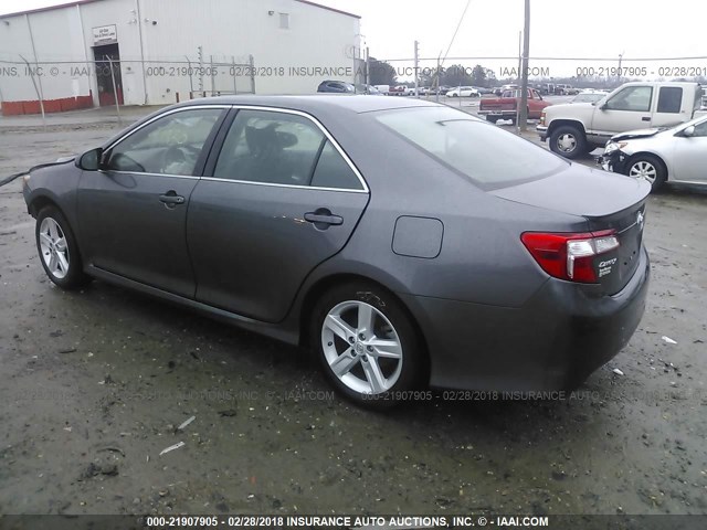 4T1BF1FK5EU375268 - 2014 TOYOTA CAMRY L/SE/LE/XLE 灰色 照片 3