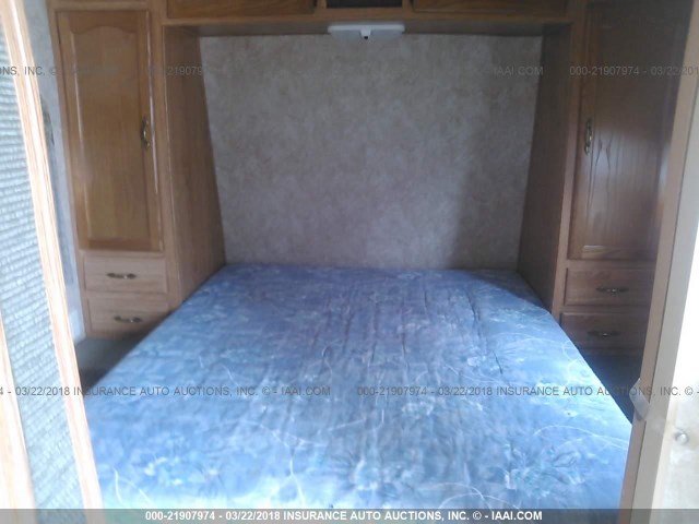 4X4TWDE216A238868 - 2006 FOREST RIVER WILDWOOD  白色 照片 5