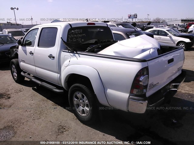 5TFJU4GN2FX065546 - 2015 TOYOTA TACOMA DOUBLE CAB PRERUNNER WHITE photo 3