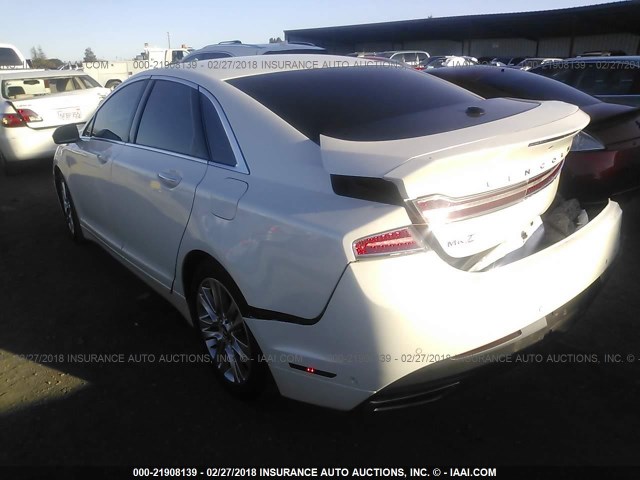 3LN6L2LU2DR805706 - 2013 LINCOLN MKZ HYBRID WHITE photo 3