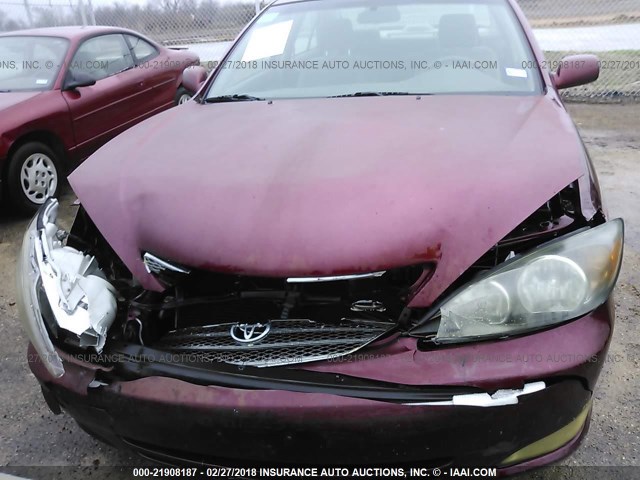 4T1BF32K34U072621 - 2004 TOYOTA CAMRY LE/XLE/SE წითელი ფოტო 6