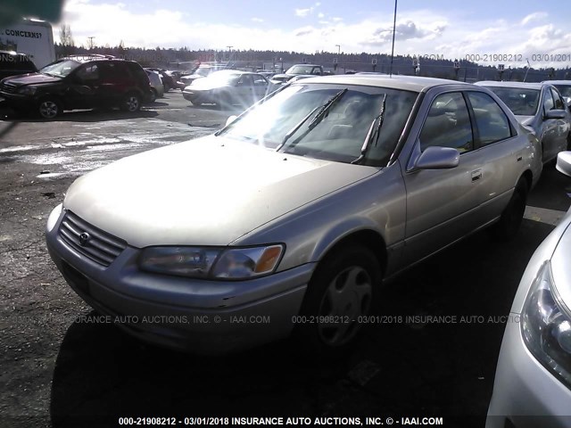 JT2BF22K2W0116156 - 1998 TOYOTA CAMRY CE/LE/XLE 金色 照片 2