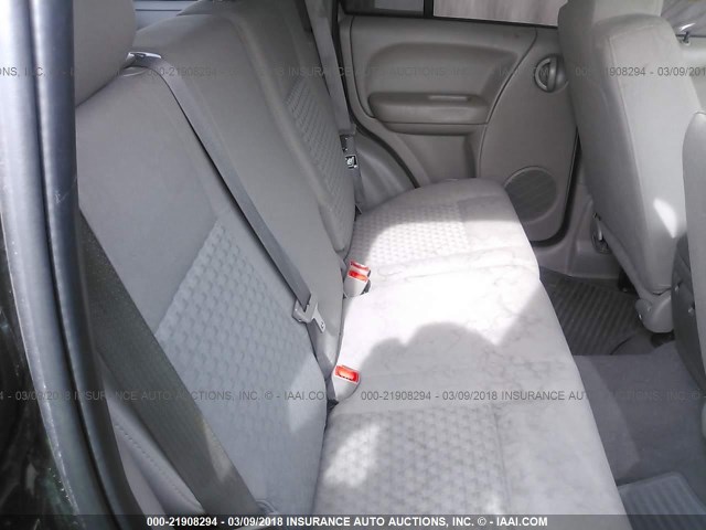 1J4GL48K87W713300 - 2007 JEEP LIBERTY SPORT 绿色 照片 8