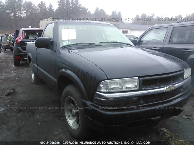 1GCCF145728236801 - 2002 CHEVROLET S TRUCK S10 BLACK photo 6