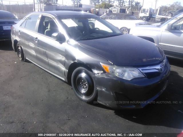 4T4BF1FK0CR253257 - 2012 TOYOTA CAMRY SE/LE/XLE GRAY photo 1