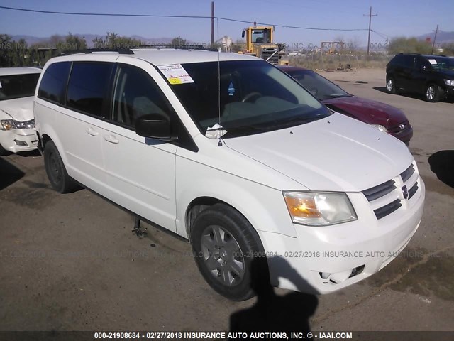 2D4RN4DEXAR117780 - 2010 DODGE GRAND CARAVAN SE WHITE photo 1