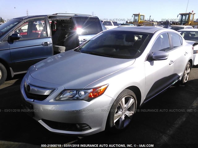 19VDE1F72FE008462 - 2015 ACURA ILX 20 TECH SILVER photo 2