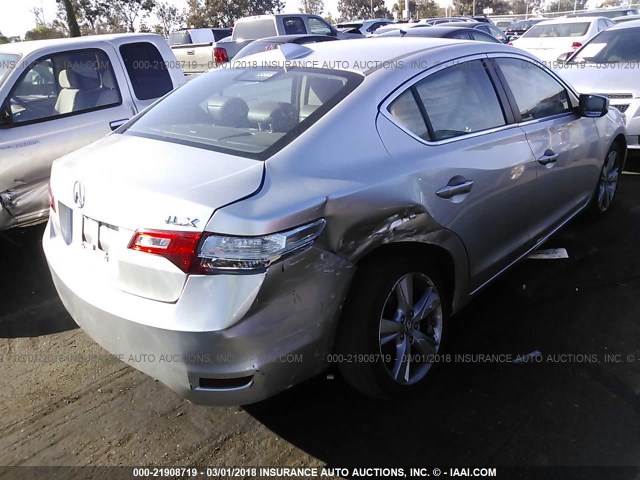 19VDE1F72FE008462 - 2015 ACURA ILX 20 TECH SILVER photo 4