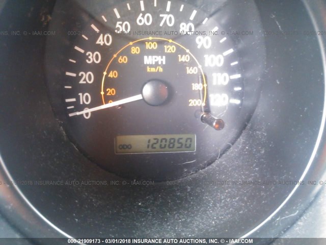 KL1TD56616B649272 - 2006 CHEVROLET AVEO LS GRAY photo 7