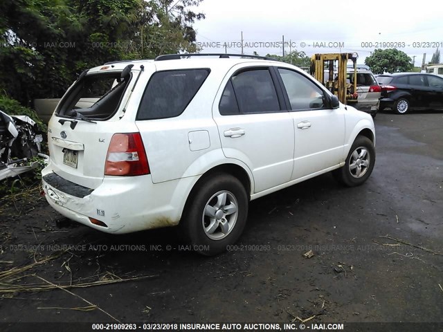 KNDJC735995868316 - 2009 KIA SORENTO LX/EX WHITE photo 4