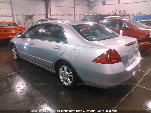 1HGCM56347A096544 - 2007 HONDA ACCORD SE SILVER photo 3