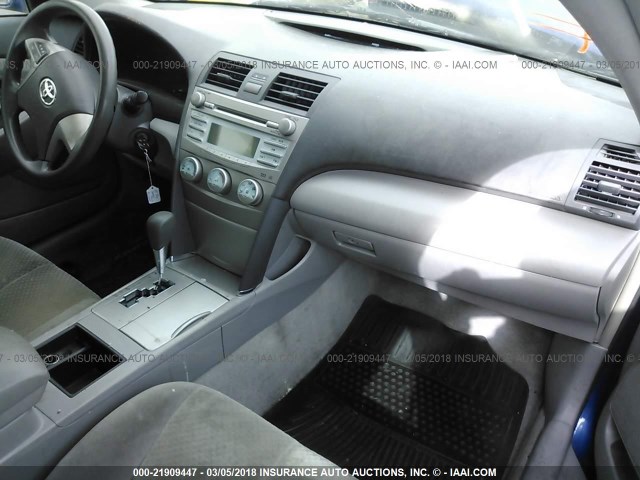4T1BE46K87U041002 - 2007 TOYOTA CAMRY NEW GENERAT CE/LE/XLE/SE BLUE photo 5