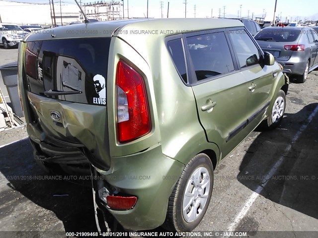 KNDJT2A54C7431079 - 2012 KIA SOUL GREEN photo 4