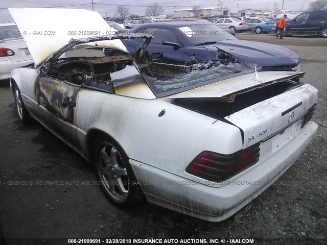 WDBFA63E1RF104409 - 1994 MERCEDES-BENZ SL 320 WHITE photo 3