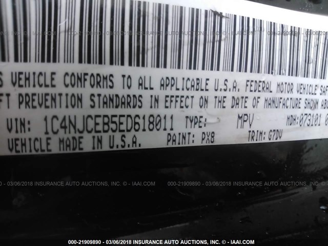 1C4NJCEB5ED618011 - 2014 JEEP COMPASS LATITUDE Schwarz Foto 9