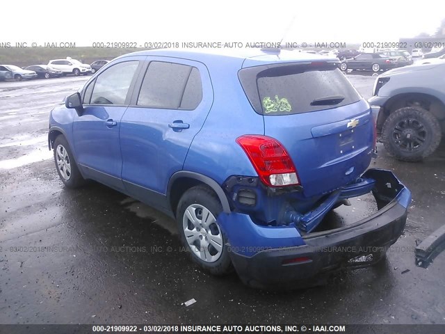 KL7CJKSB7FB126404 - 2015 CHEVROLET TRAX LS BLUE photo 3