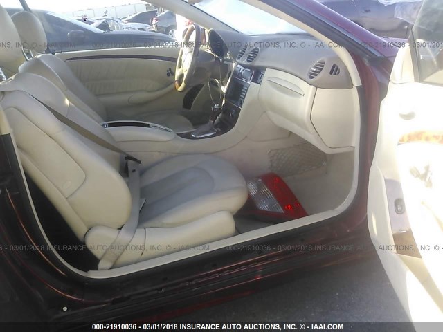 WDBTK72F47T086132 - 2007 MERCEDES-BENZ CLK 550 BURGUNDY photo 5