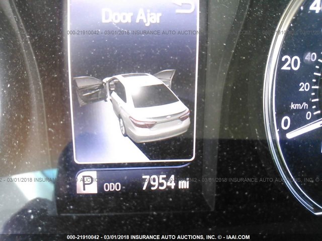 4T1BF1FK2HU732541 - 2017 TOYOTA CAMRY LE/XLE/SE/XSE ვერცხლისფერი ფოტო 7