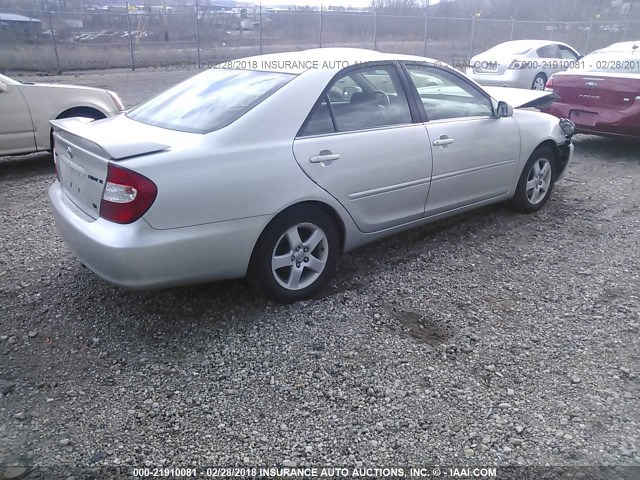 4T1BF32K03U556907 - 2003 TOYOTA CAMRY LE/XLE/SE Gümüş foto 4