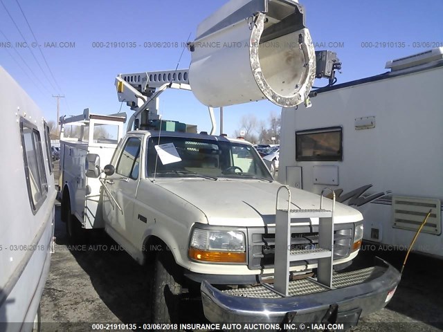 2FDLF47G0NCA70695 - 1992 FORD F450 SUPER DUTY CREAM photo 1