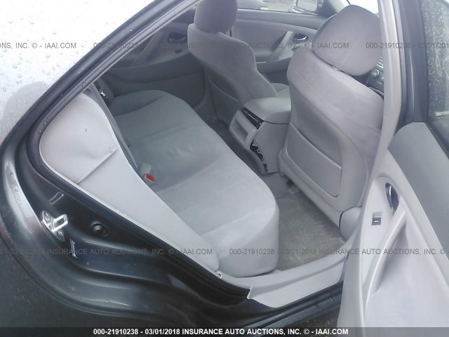 4T4BF3EKXAR017015 - 2010 TOYOTA CAMRY SE/LE/XLE GRAY photo 8