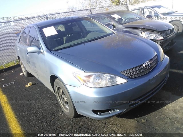JTDBE32K040278123 - 2004 TOYOTA CAMRY LE/XLE BLUE photo 1