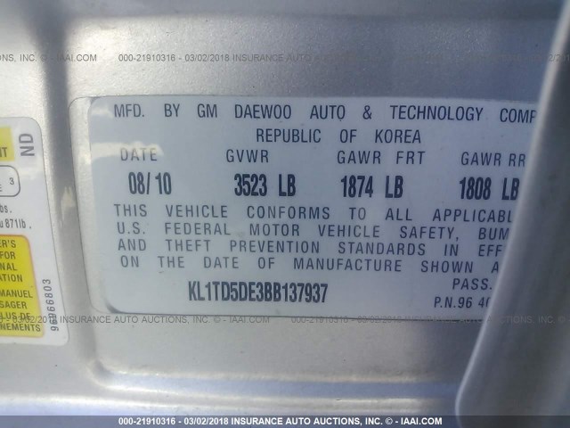 KL1TD5DE3BB137937 - 2011 CHEVROLET AVEO LS/LT 银色 照片 9