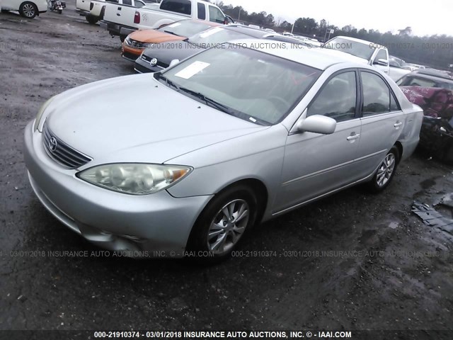 4T1BF32K16U120412 - 2006 TOYOTA CAMRY LE/XLE/SE 银色 照片 2
