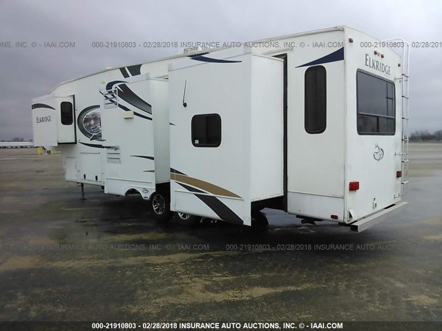 5SFRG3729BE230635 - 2011 HEARTLAND ELK RIDGE  白色 照片 3