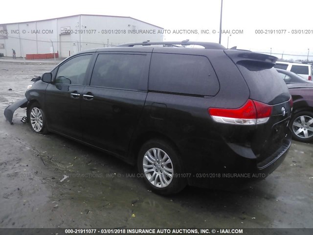 5TDYK3DC7ES470372 - 2014 TOYOTA SIENNA XLE/LIMITED BLACK photo 3